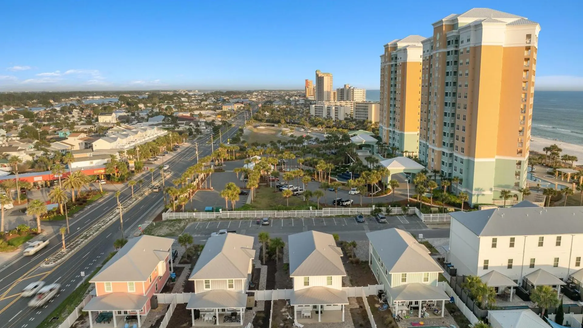 Fabulous Modern Beach House - 4Br, 35Ba: Pool/Beach View & Access/Balcony Panama City Beach Semesterbostad