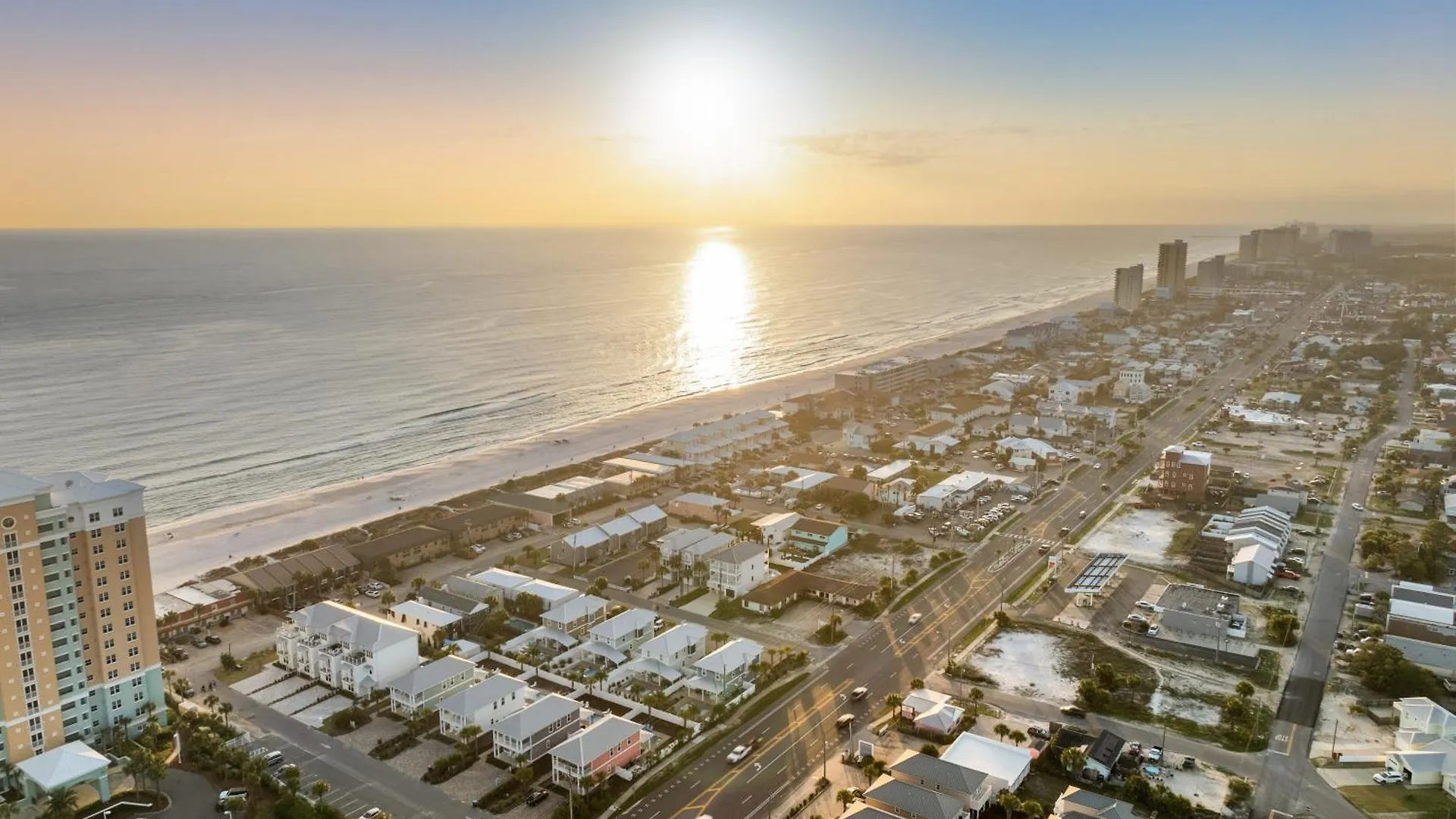 Semesterbostad Fabulous Modern Beach House - 4Br, 35Ba: Pool/Beach View & Access/Balcony Panama City Beach USA