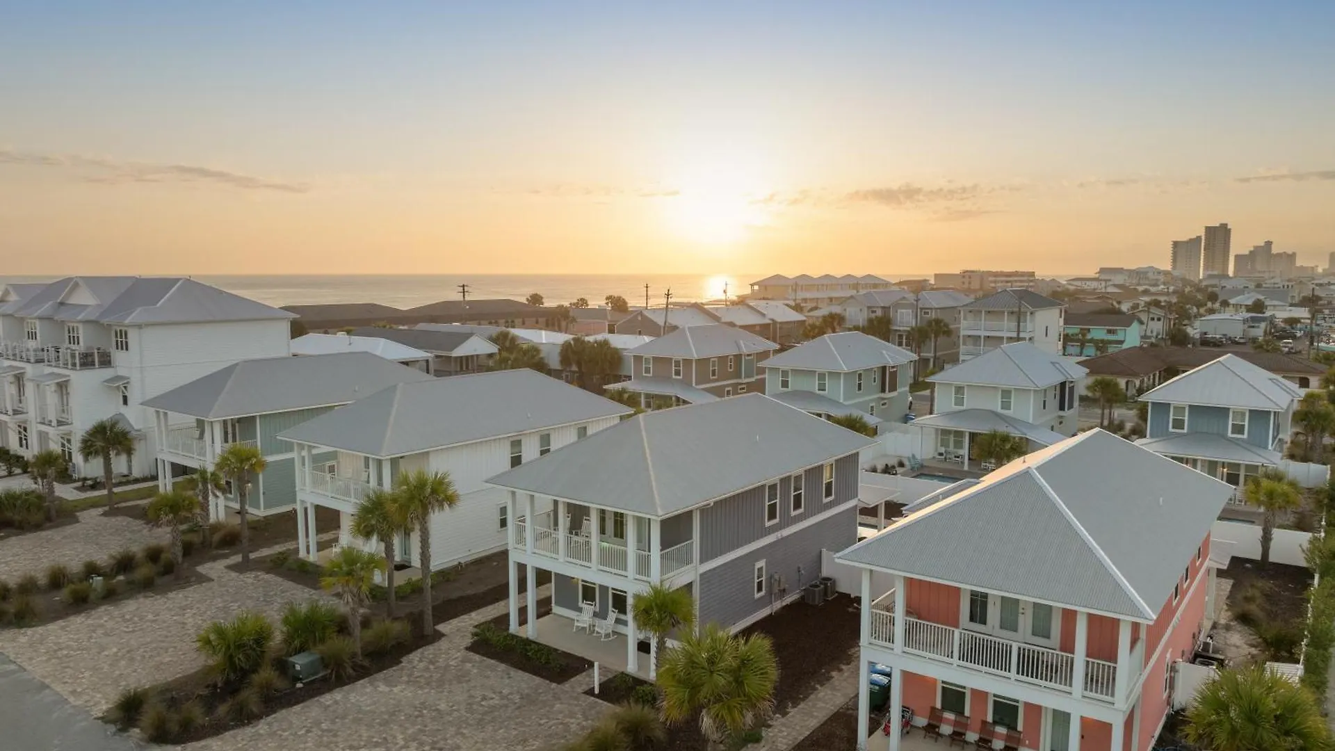 Fabulous Modern Beach House - 4Br, 35Ba: Pool/Beach View & Access/Balcony Panama City Beach Semesterbostad