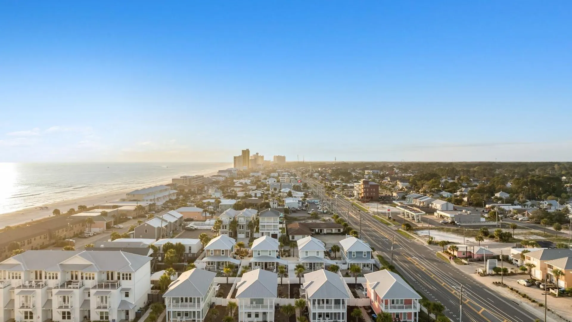 Fabulous Modern Beach House - 4Br, 35Ba: Pool/Beach View & Access/Balcony Panama City Beach
