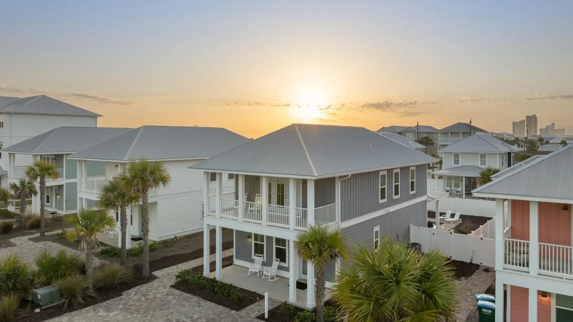 Fabulous Modern Beach House - 4Br, 35Ba: Pool/Beach View & Access/Balcony Panama City Beach USA